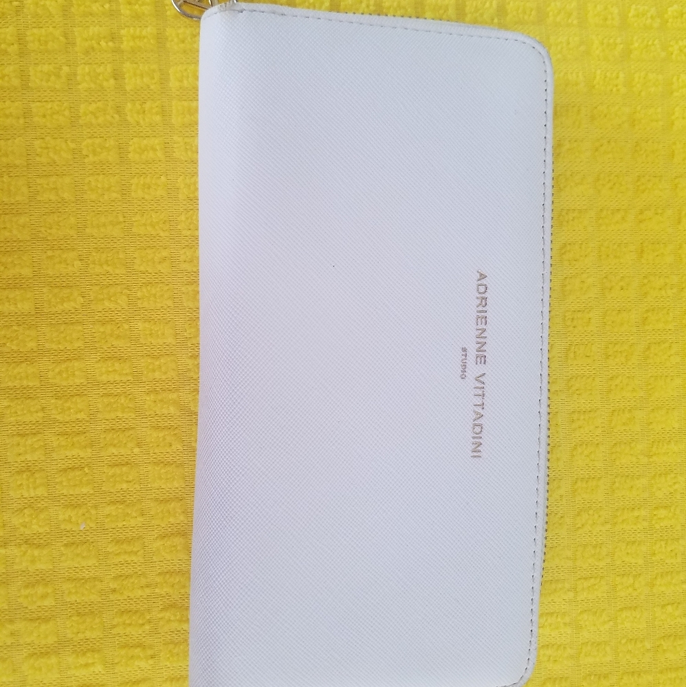 Adrienne Vittadini Wallet